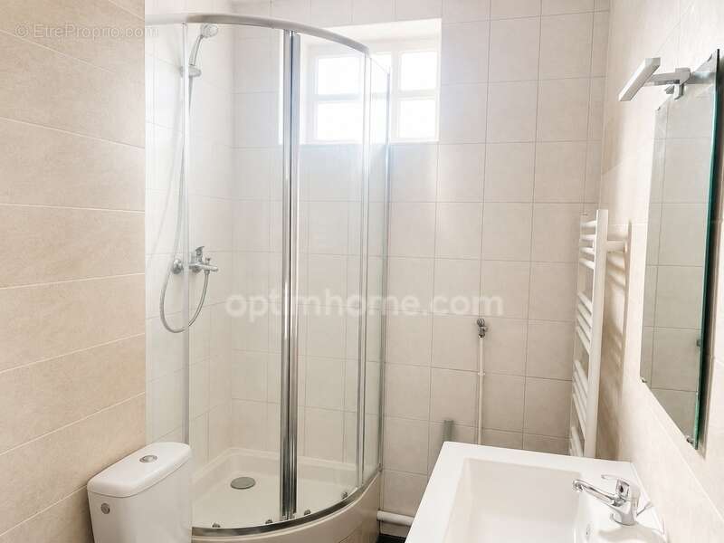 Appartement à SAINT-MAUR-DES-FOSSES