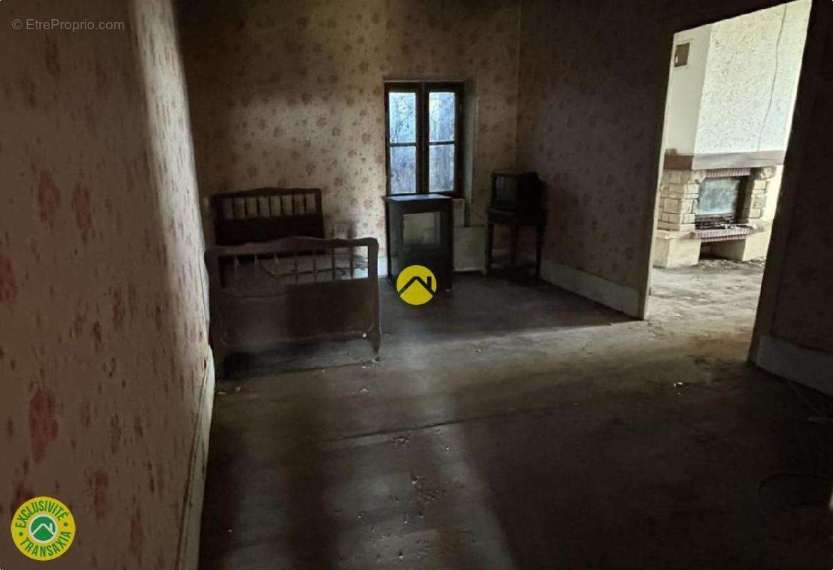 Maison à LOUROUX-BOURBONNAIS