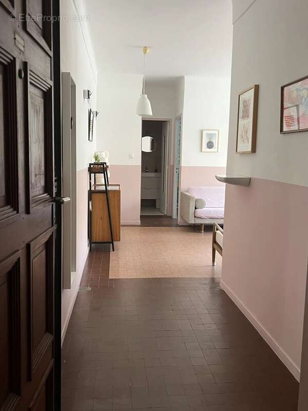 Appartement à MARSEILLE-2E