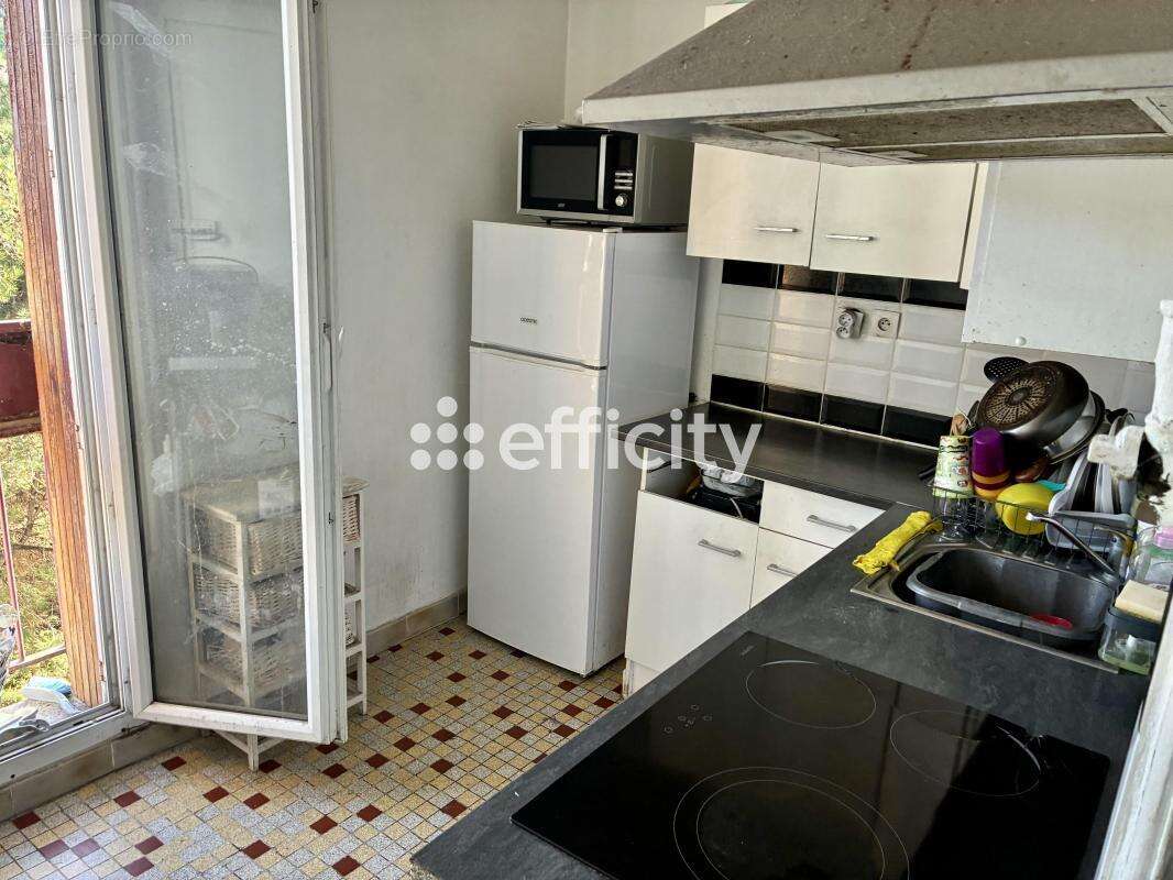 Appartement à MARSEILLE-15E
