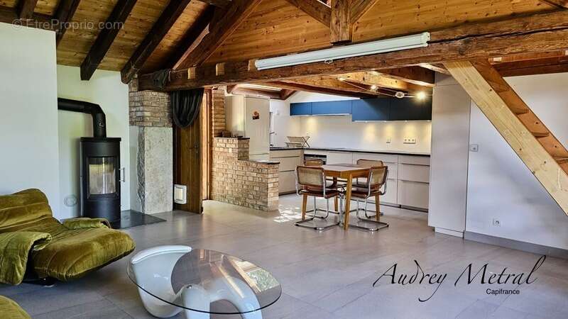 Maison en pierre avec piscine + terrain à vendre à SERRIERES EN CHAUTAGNE (73), 50 min de Genève et d'Annecy, 35 min d'Aix-les-B - photo 9