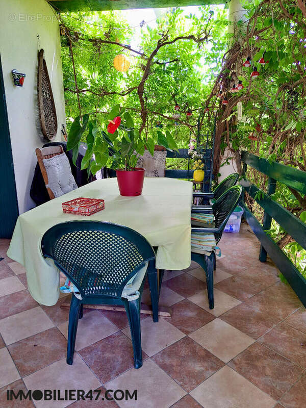Maison à CASTELMORON-SUR-LOT