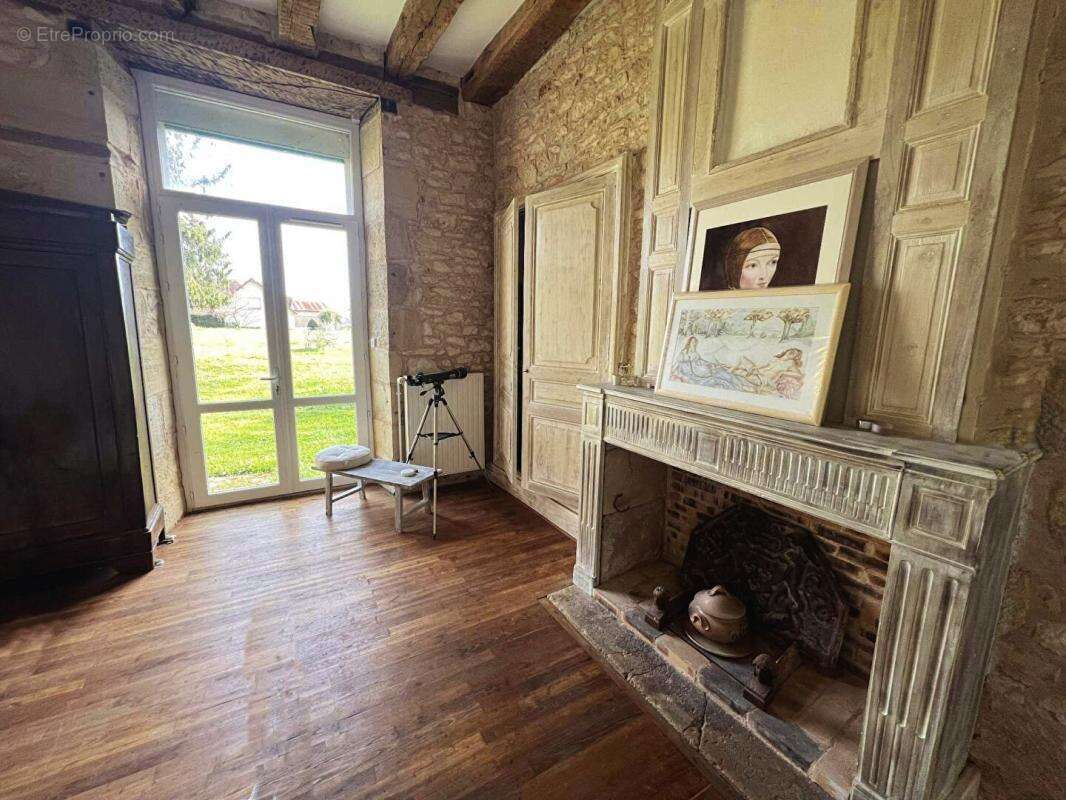 Maison à SAINT-GERMAIN-DES-PRES