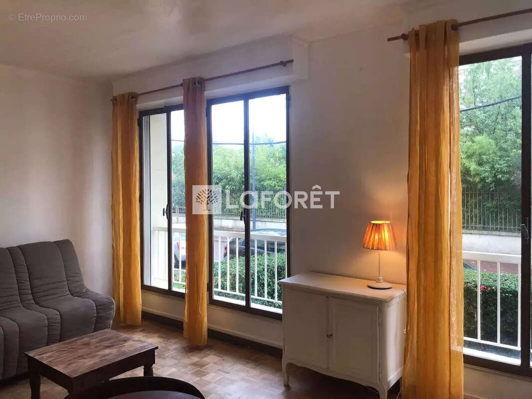Appartement à FONTENAY-SOUS-BOIS