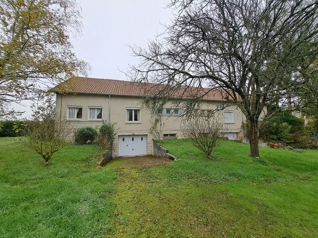 Maison à CHATELLERAULT