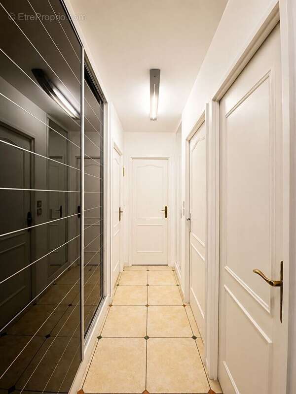 Appartement à ROSNY-SOUS-BOIS