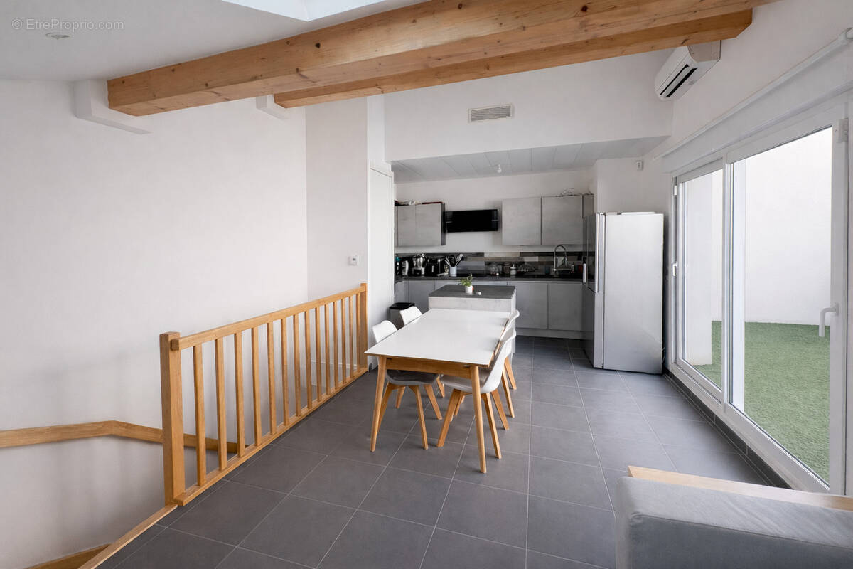 Appartement à MARSEILLE-12E