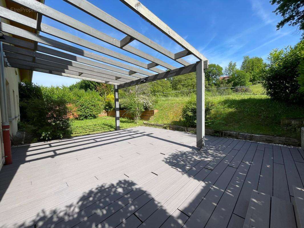 Appartement à ALBY-SUR-CHERAN