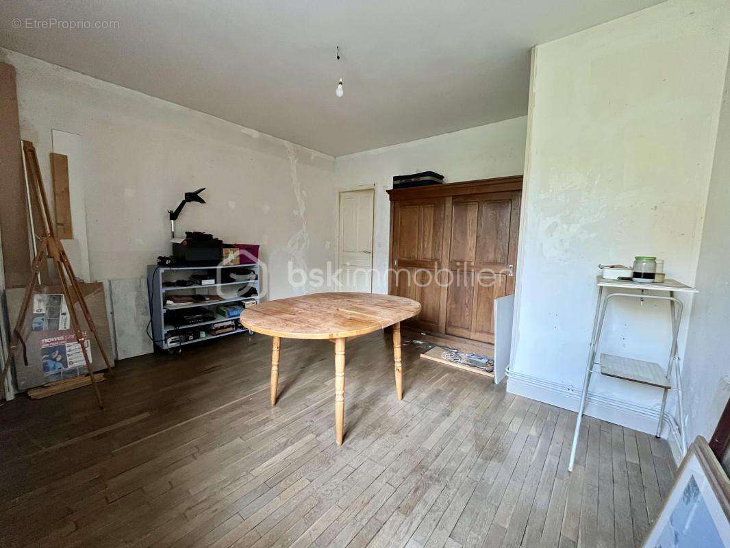 Maison à CLERMONT-EN-ARGONNE