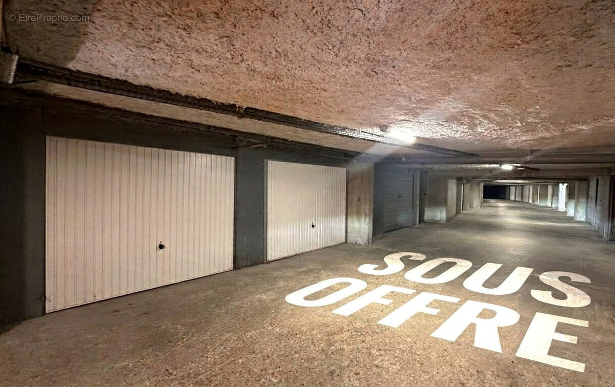 Parking à REIMS