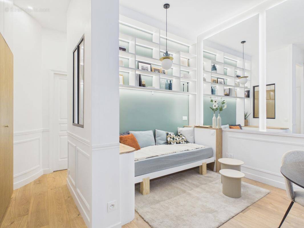 Appartement à PARIS-15E