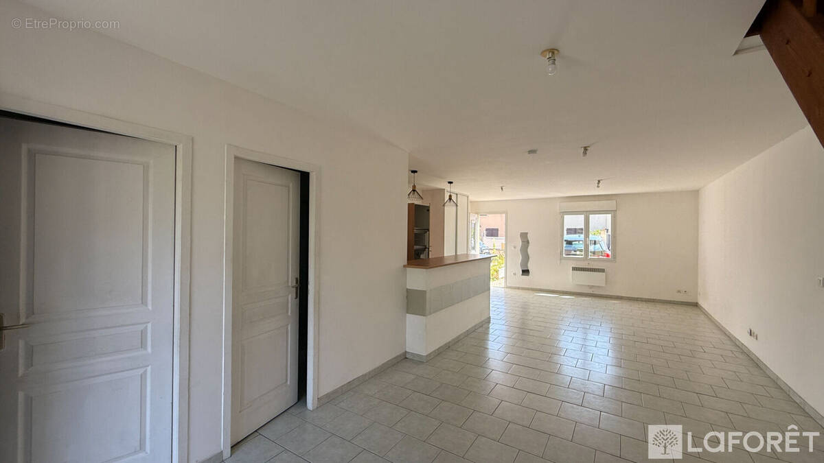 Maison à ROMILLY-SUR-SEINE
