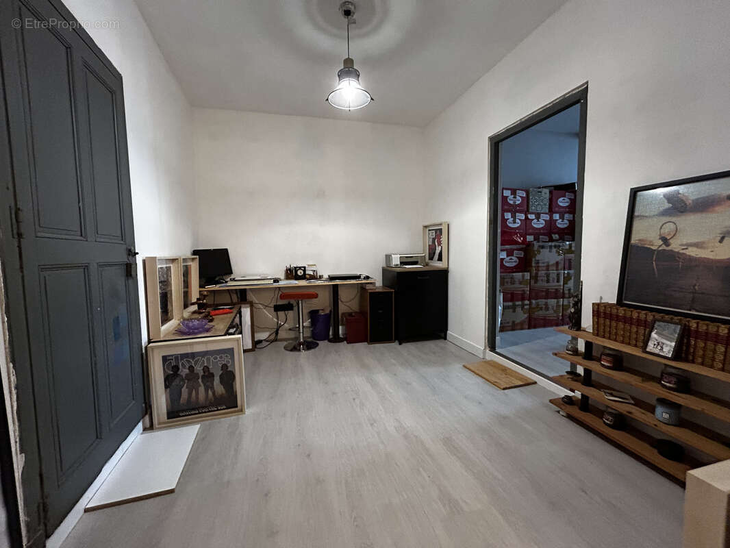 Maison à LABRUGUIERE