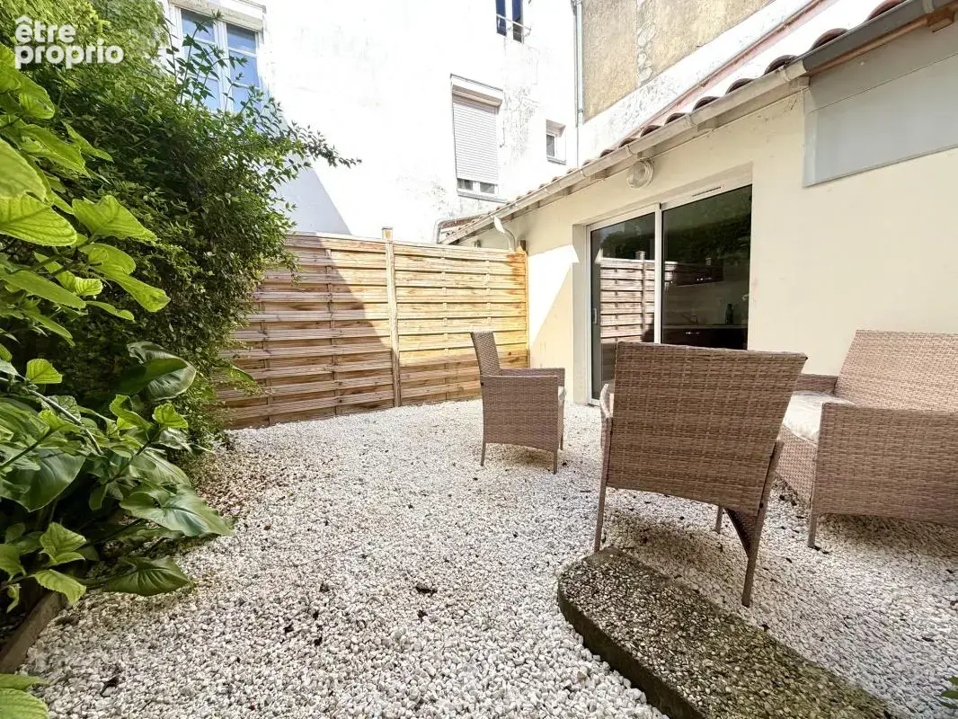 Duplex 3 pièces 85 m² avec extérieur - Hyper centre La Rochelle - photo 5