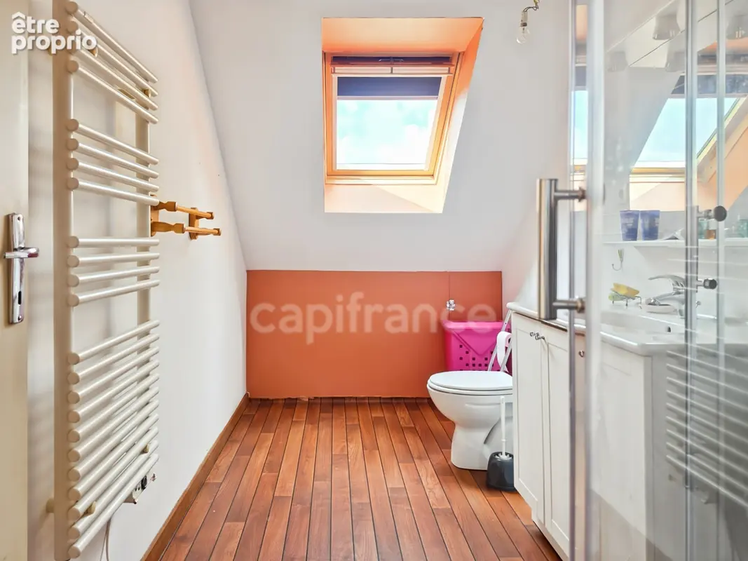 Un véritable espace de vie familial à Lombron : 210 m² et près de 3 000 m² de terrain - photo 13