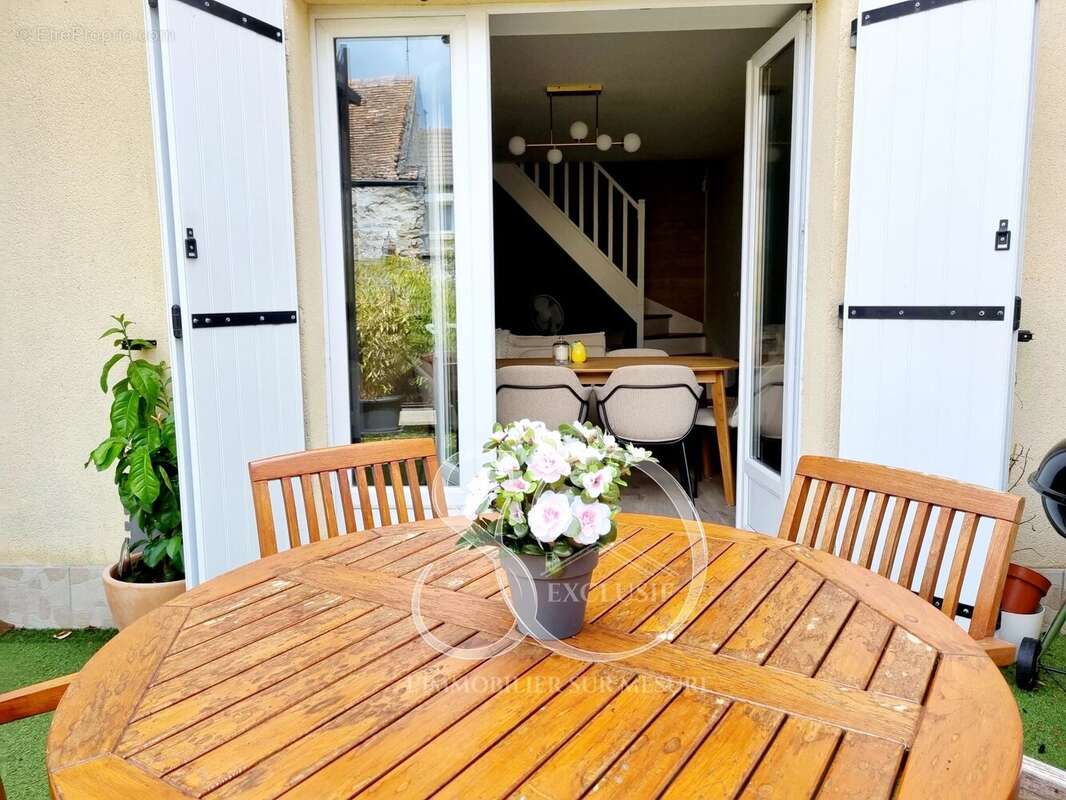 Maison à FLINS-SUR-SEINE