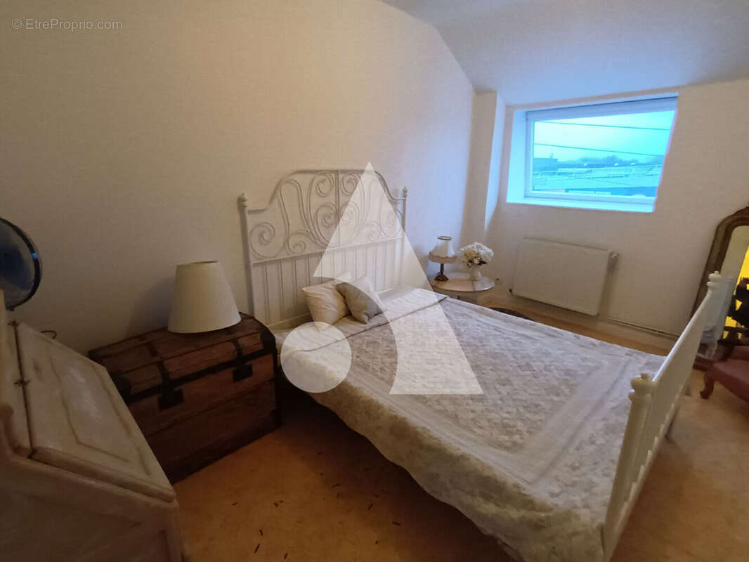 Maison à VIEUX-CONDE