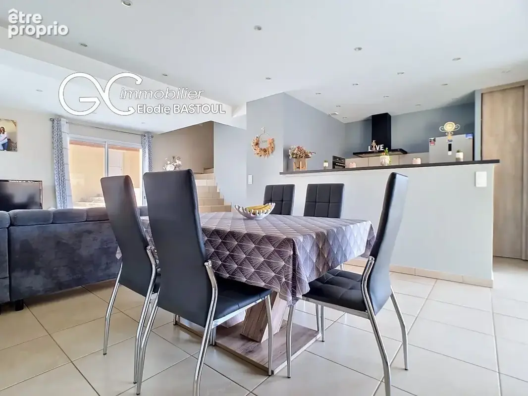 Maison 88 m² à Pierrerue  - photo 8