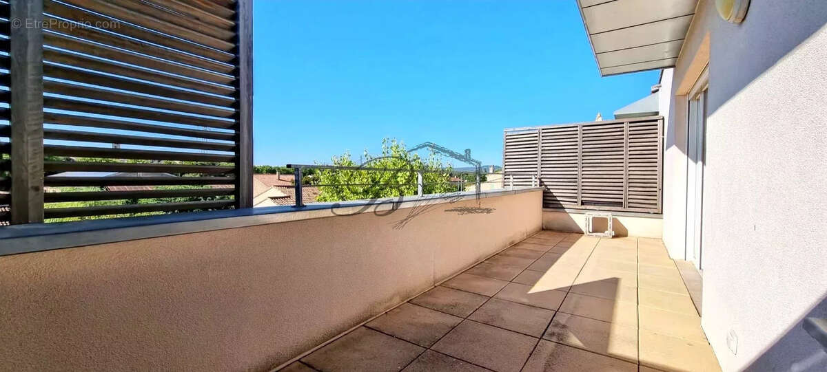 Appartement à PERTUIS