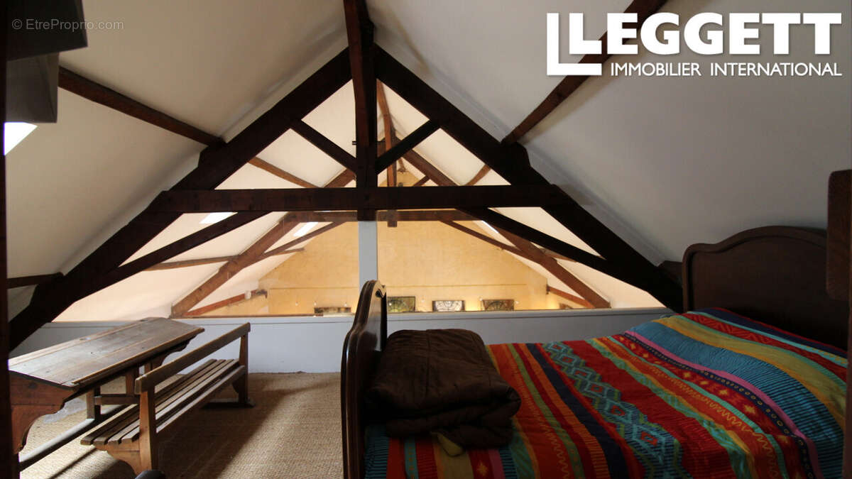 Maison à LE BUISSON-DE-CADOUIN