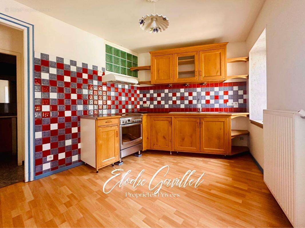 Maison à CUXAC-CABARDES