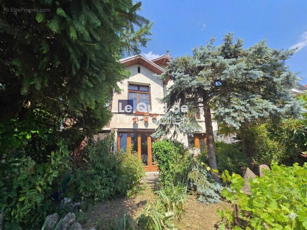 Maison à SAINT-MARTIN-LE-VINOUX