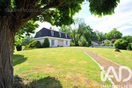 Photo 1 - Maison à OLLAINVILLE