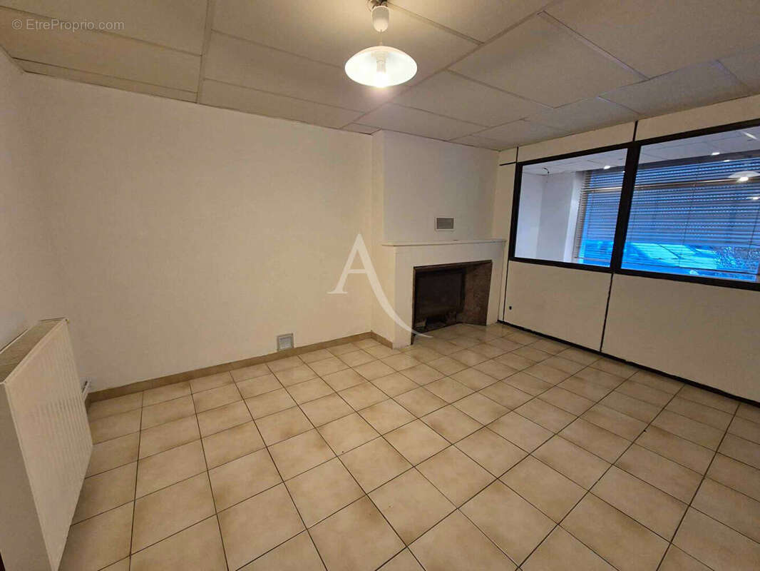 Maison à VILLENEUVE-DE-MARSAN