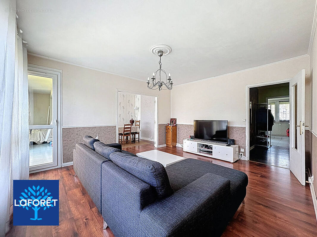 Appartement à EVRY