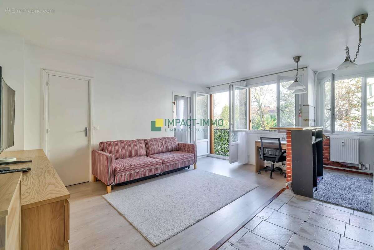 Appartement à COLOMBES