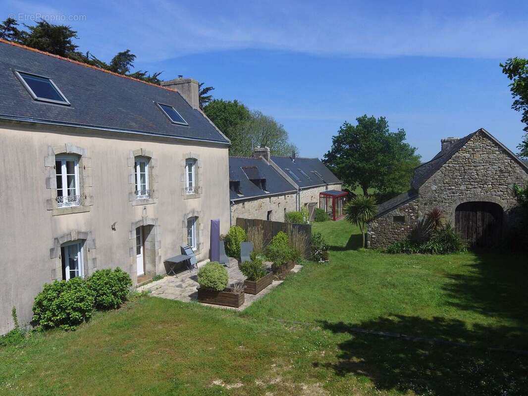 Maison à POULDERGAT