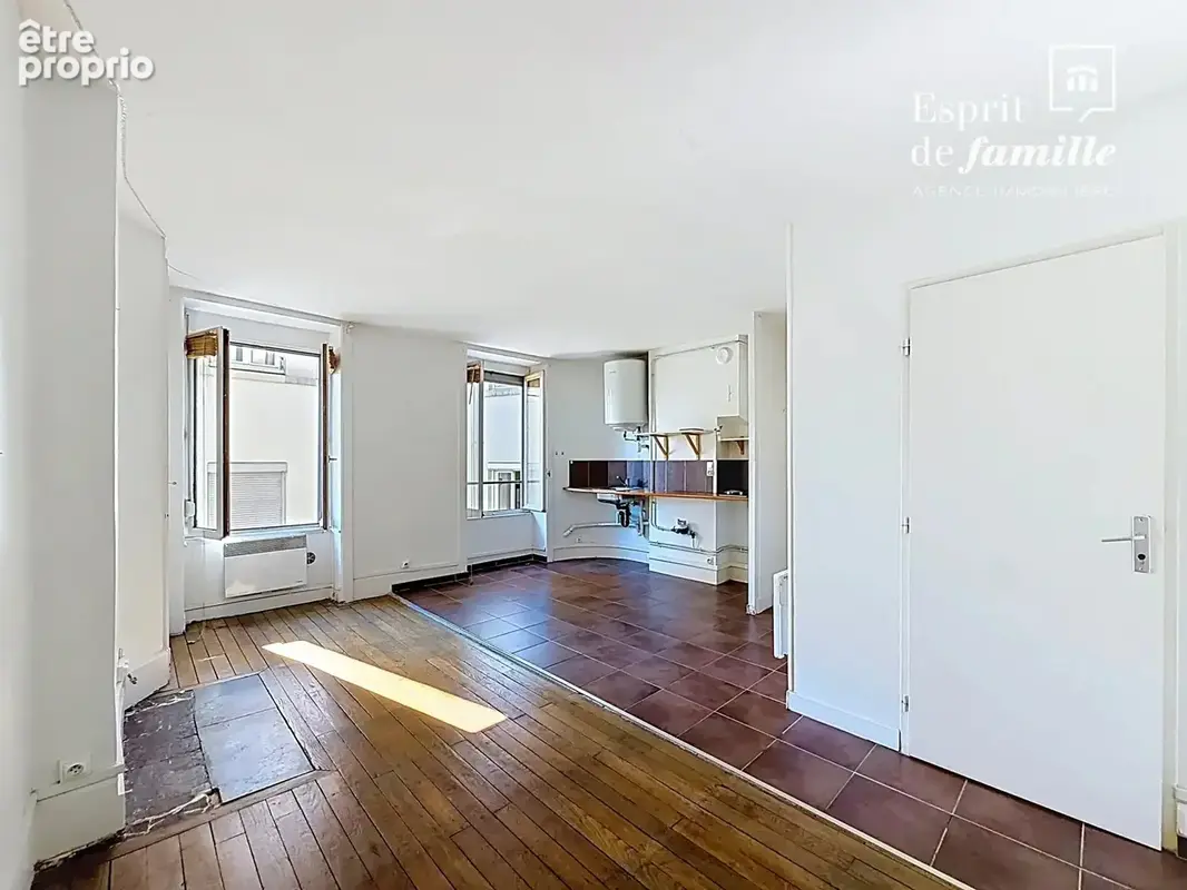 Lyon 7ᵉ – Studio de 25 m² en bon état, proche métro et commerces - photo 2