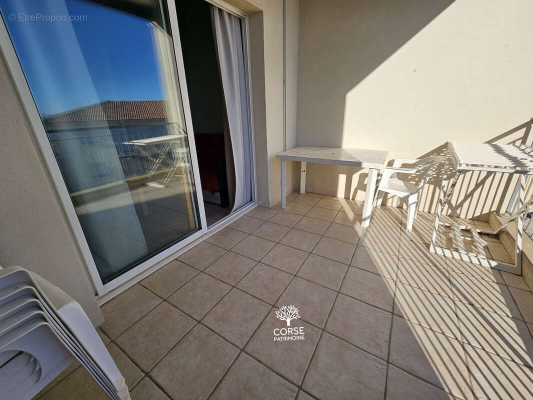 Appartement à LINGUIZZETTA