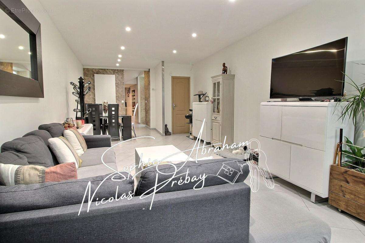 Maison à ANGERVILLE