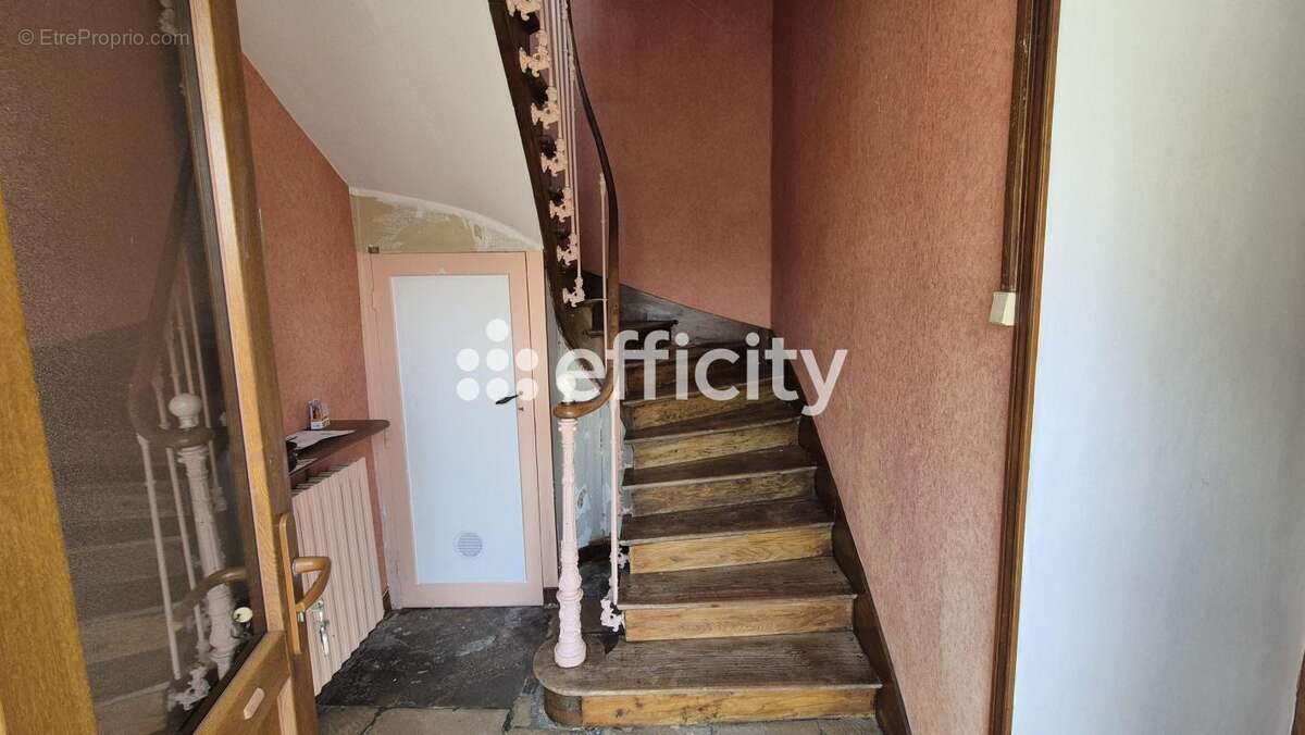 Maison à LE MOLAY-LITTRY