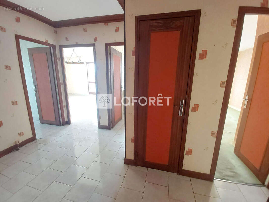 Appartement à VILLEMOMBLE