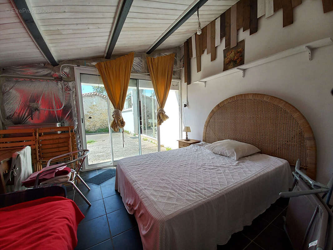 Maison 3 pièces + STUDIO Saint Georges d Oleron 144 m² hab. - photo 14