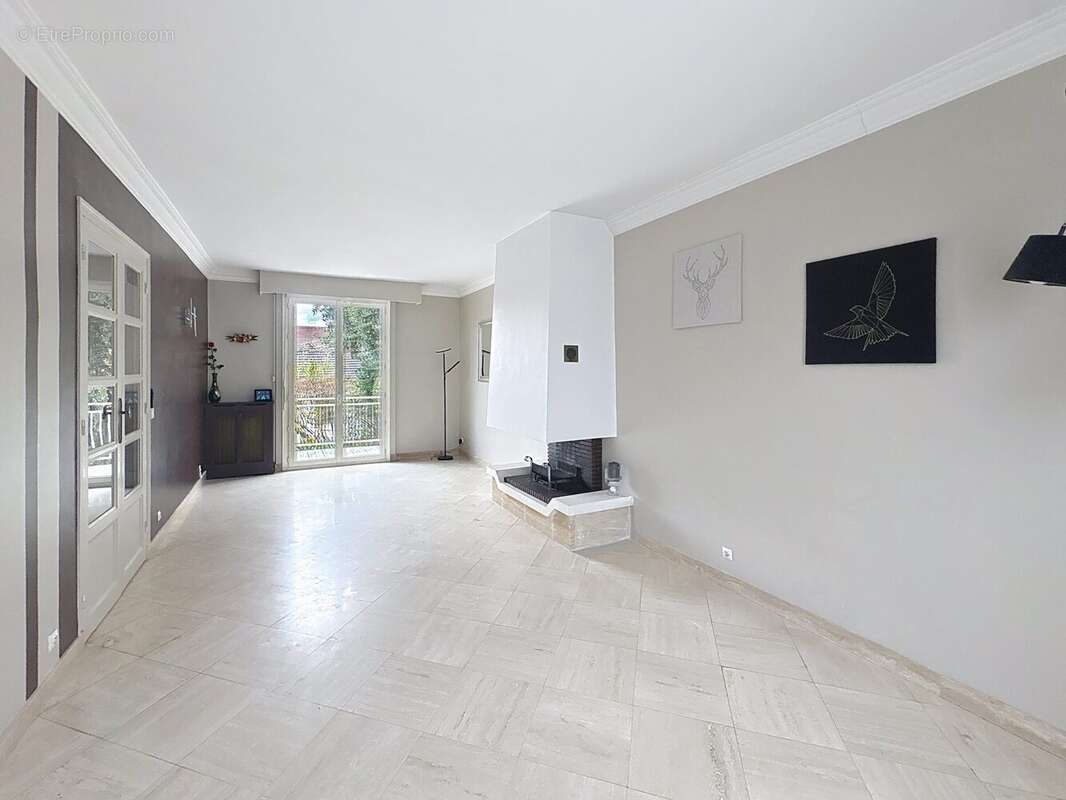 Maison à L&#039;HAY-LES-ROSES