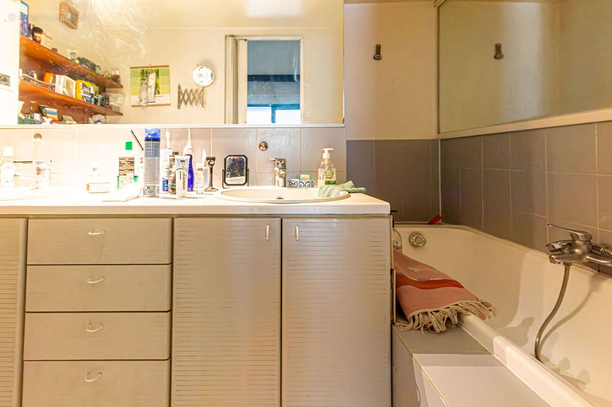 Commerce à GARDANNE