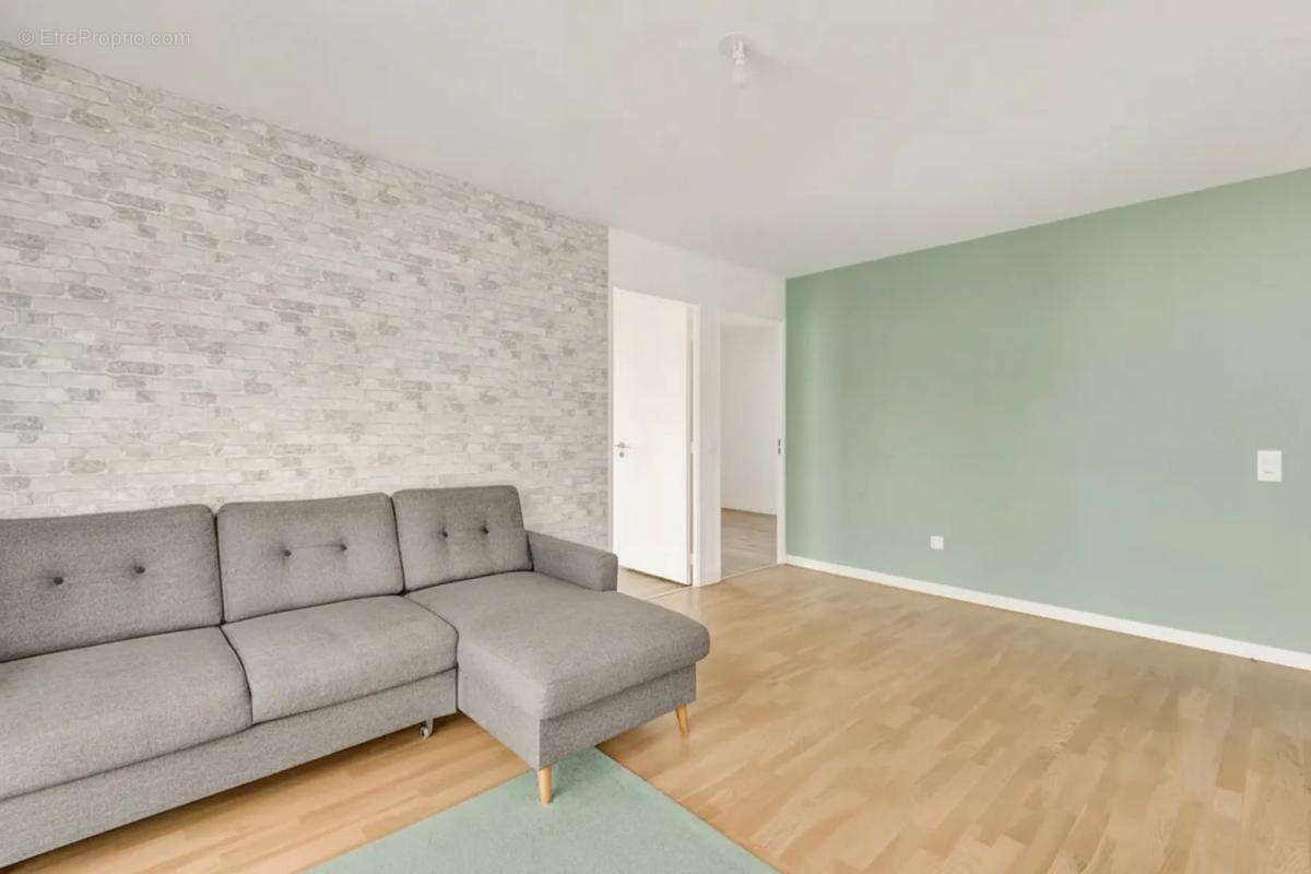 Appartement à ROMAINVILLE