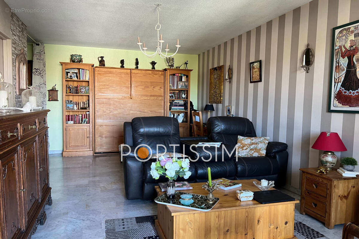 Appartement à CAGNES-SUR-MER