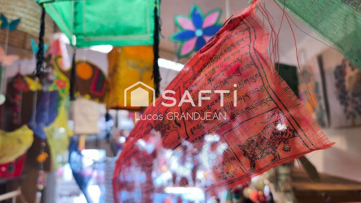 Photo 8 - Commerce à CHAMPAGNOLE