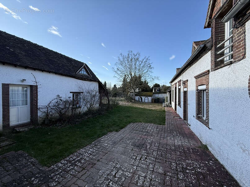 Maison à ABONDANT