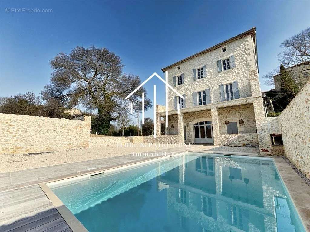 Maison à LABASTIDE-DE-VIRAC