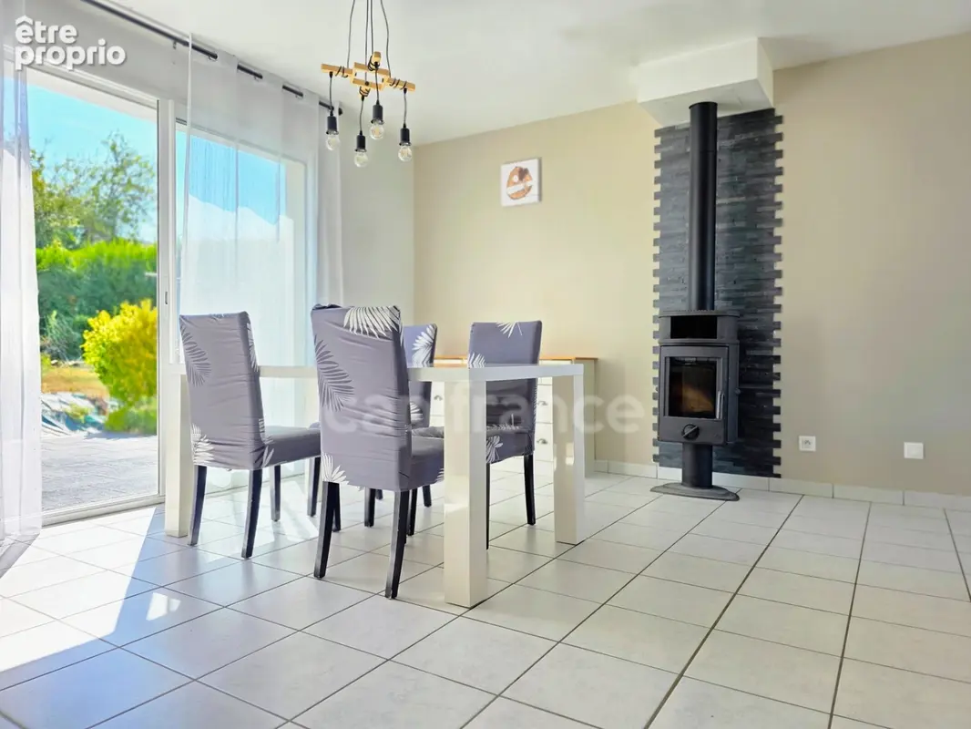 À vendre pavillon individuel avec vue mer, sous-sol complet et terrain de plus de 800m² à criel sur mer (76) - photo 4
