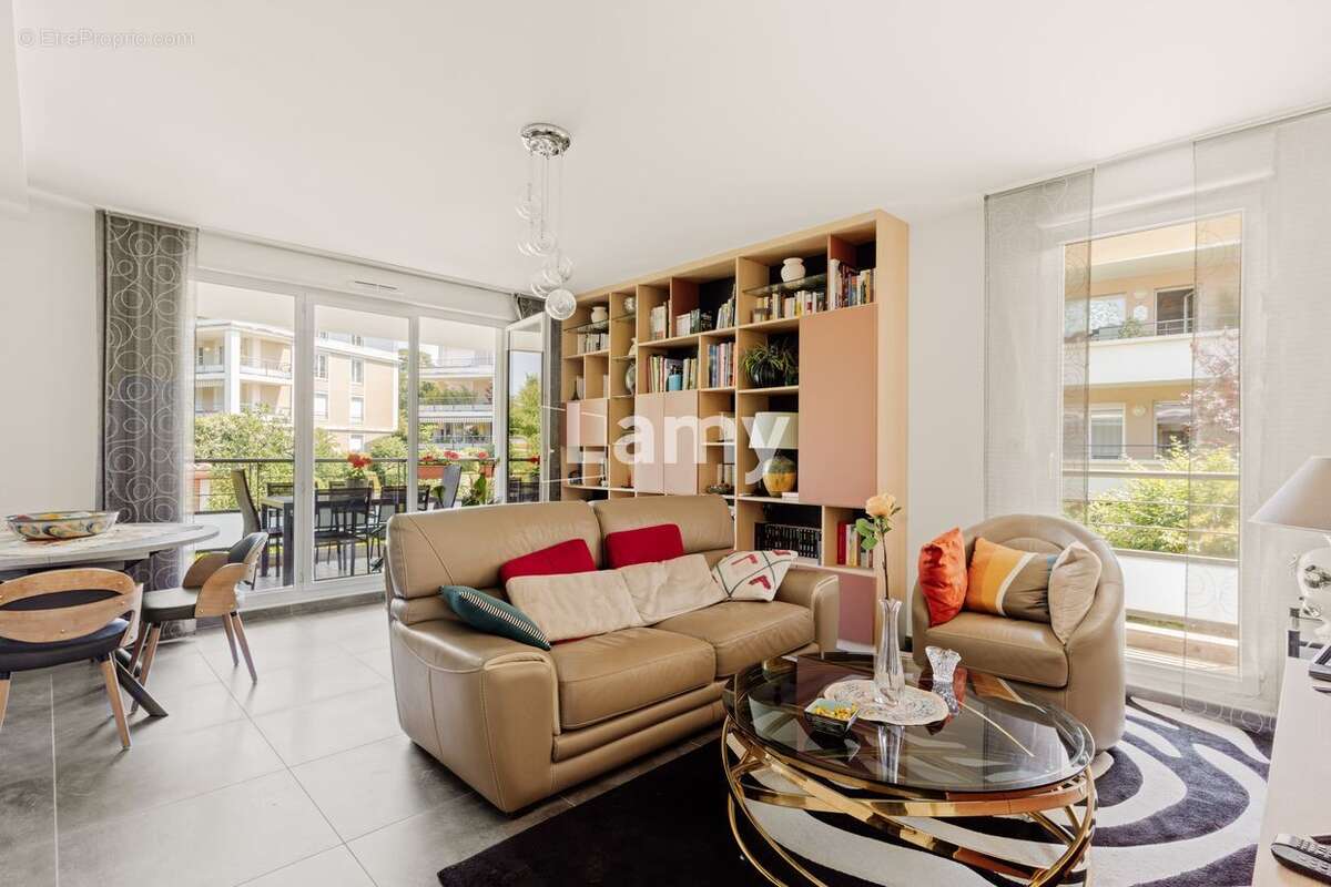 Appartement à VOURLES