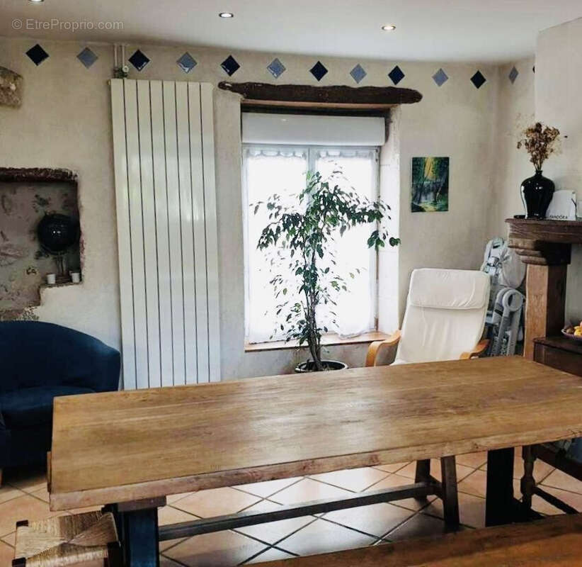 Maison à MONTS