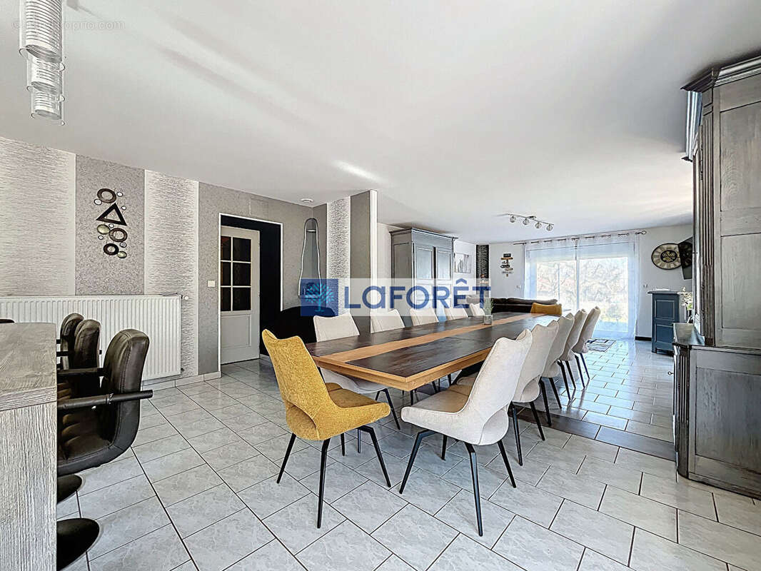 Paroy sur saulx 168 m² - photo 3