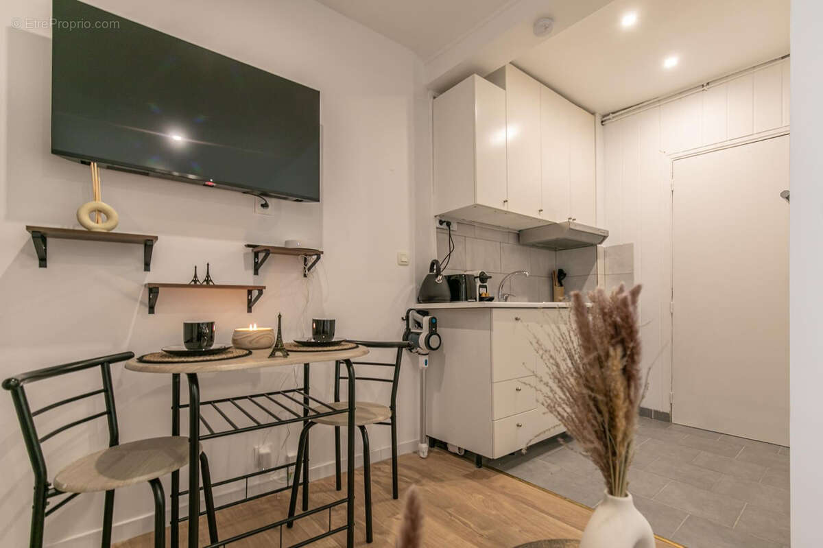Appartement à PARIS-18E