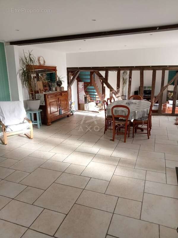 Maison à COURVILLE-SUR-EURE